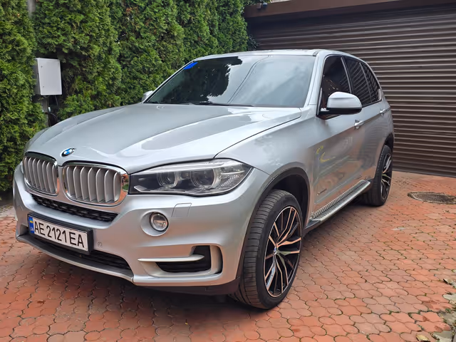 BMW X5 - зображення 1