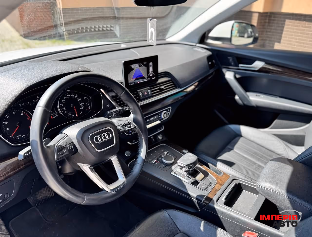 Audi Q5 - фото 7