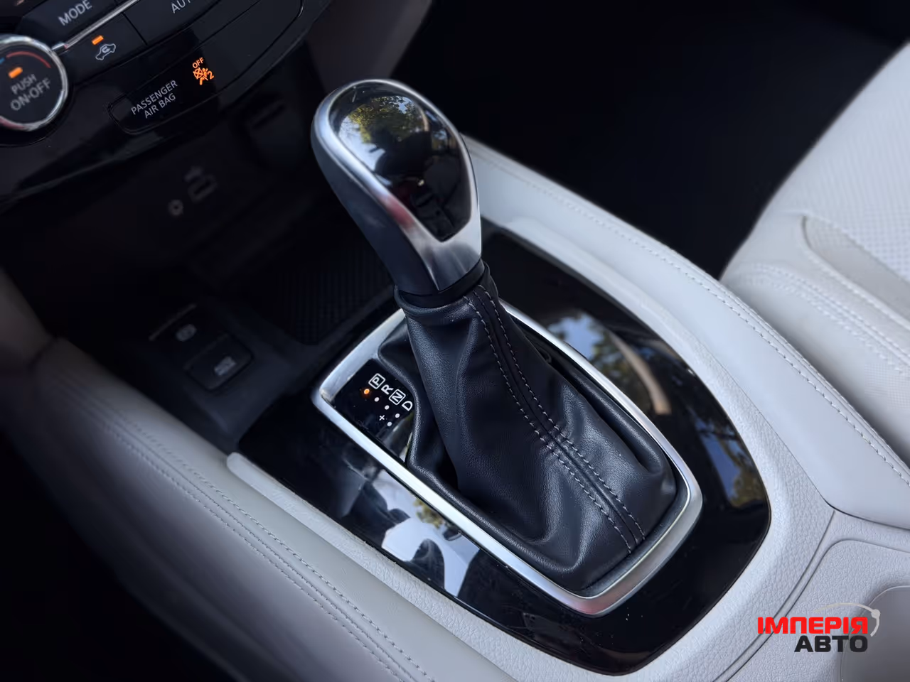 Nissan Rogue Sport - фото 12