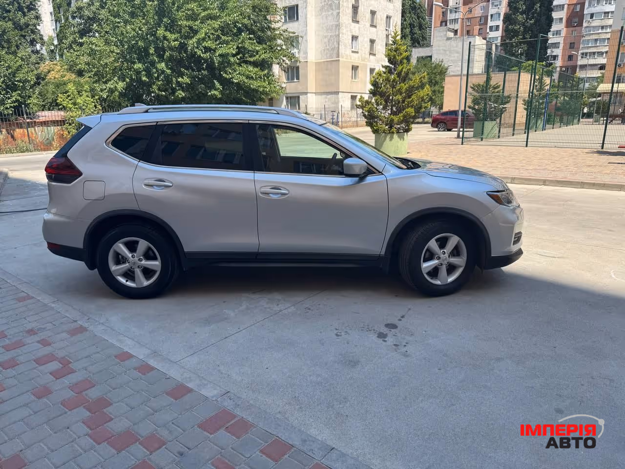 Nissan Rogue - фото 3