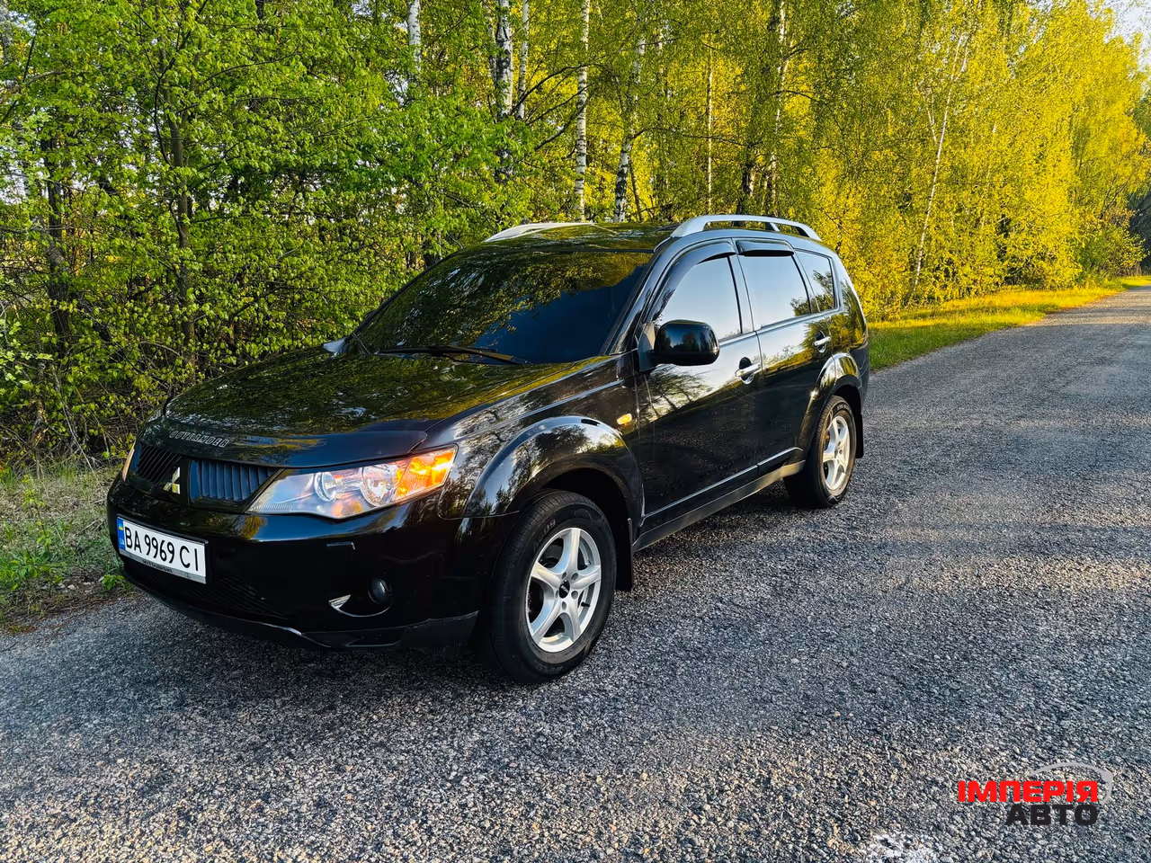 Mitsubishi Outlander - фото 4