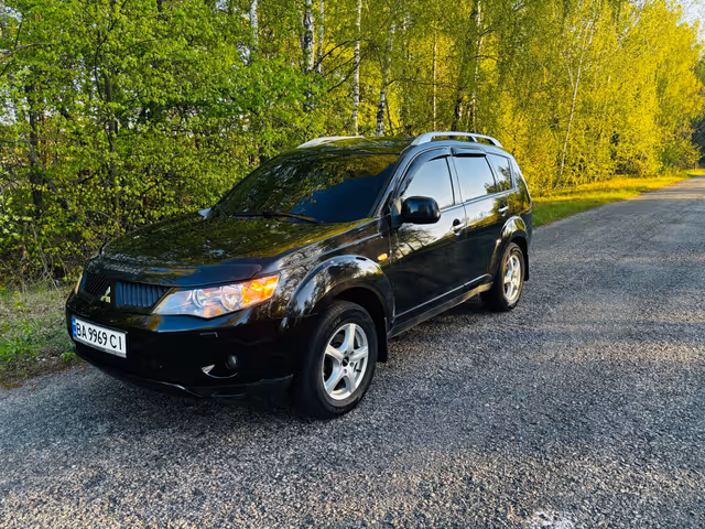 Mitsubishi Outlander - зображення 4