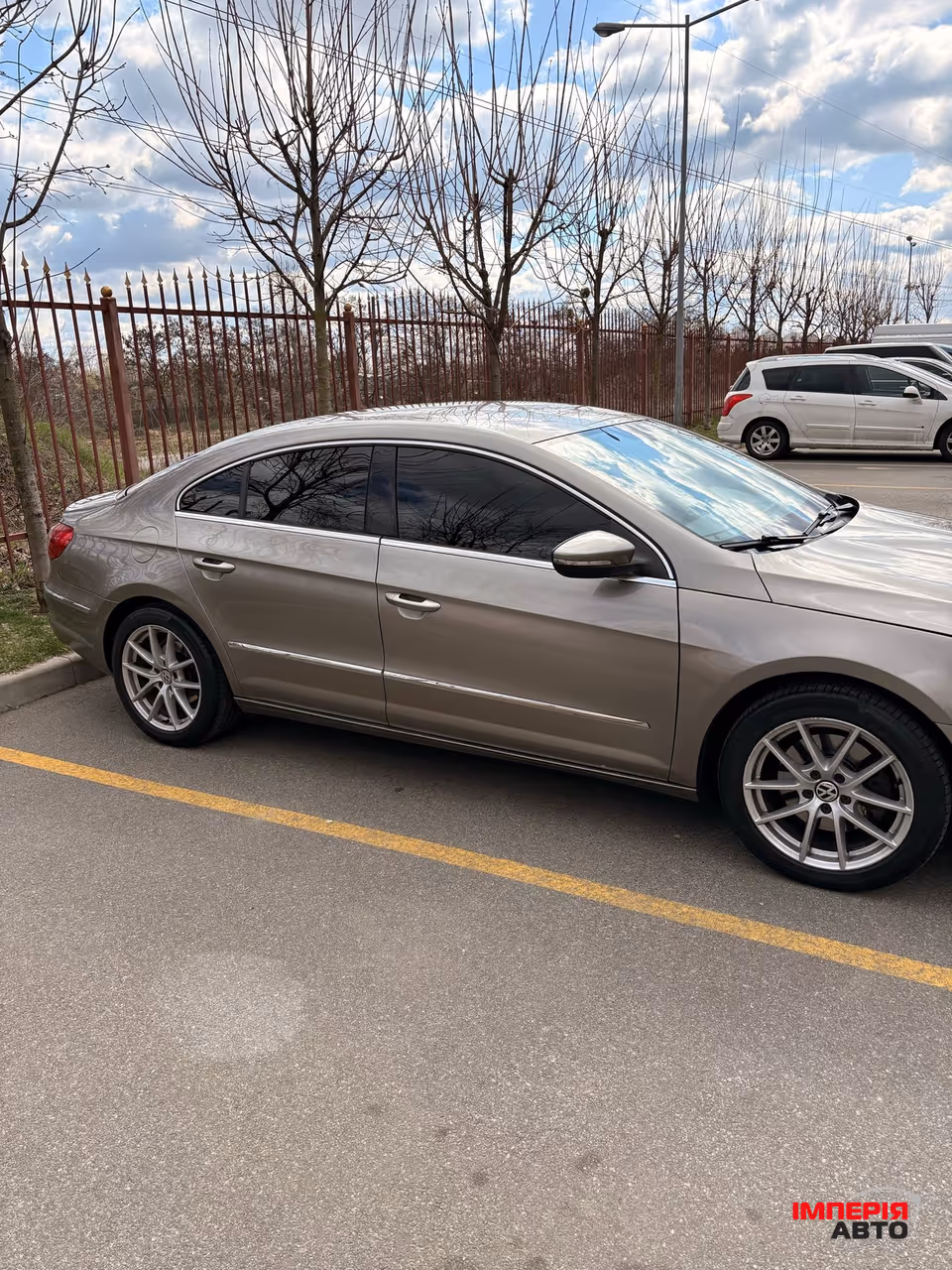 Volkswagen Passat CC - фото 2