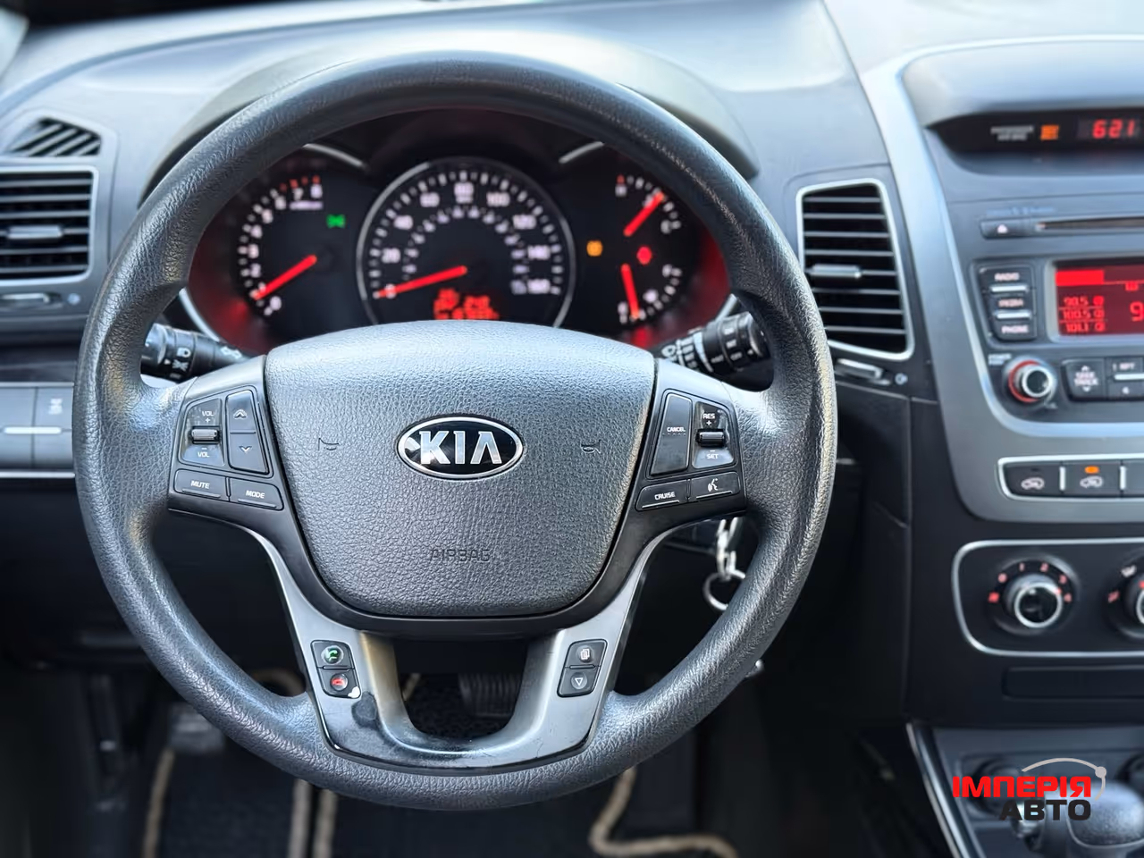 Kia Sorento - фото 22