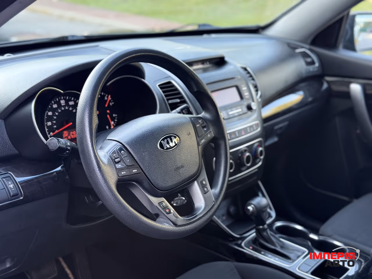 Kia Sorento - фото 18