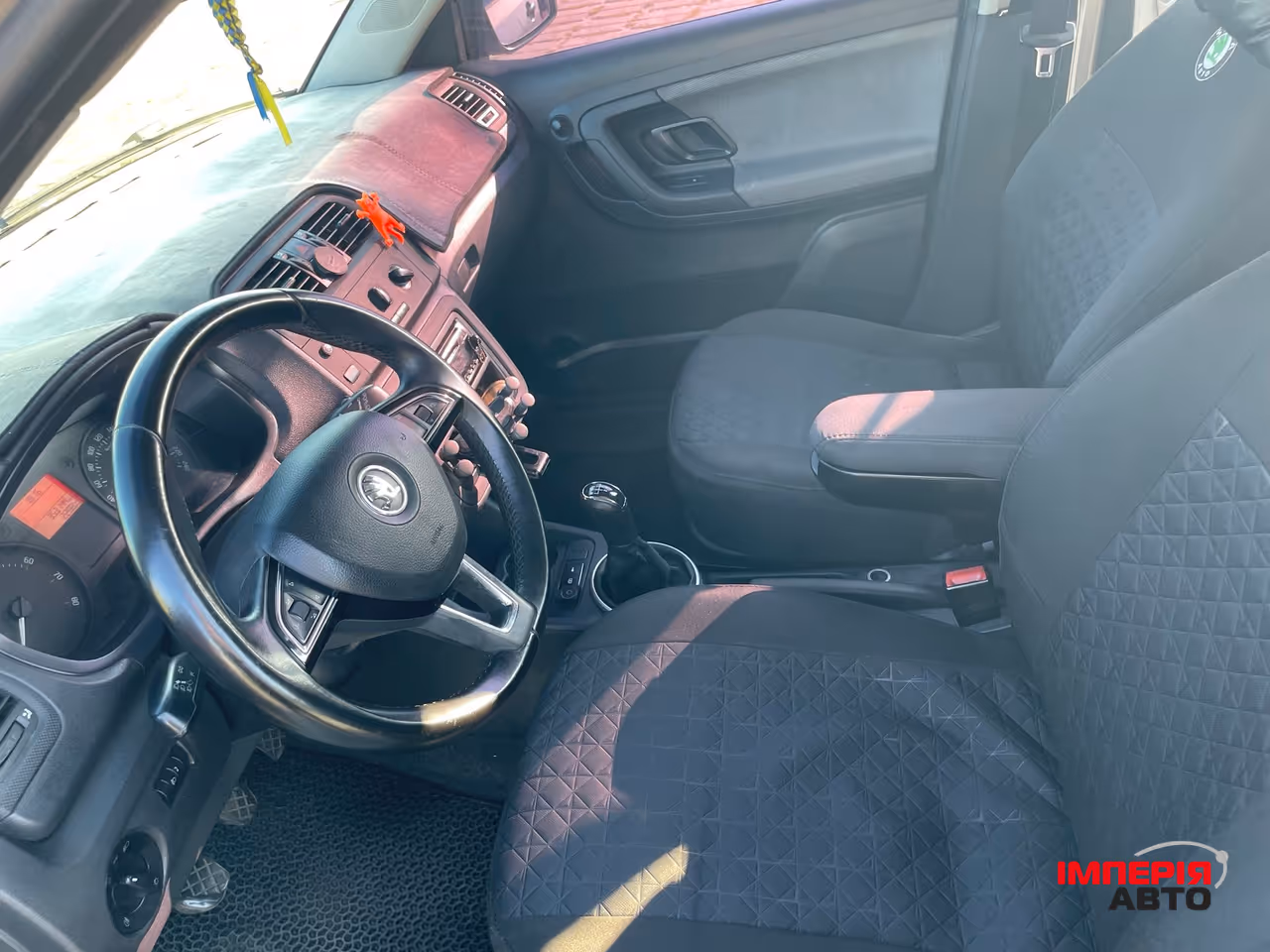 Skoda Fabia - фото 17