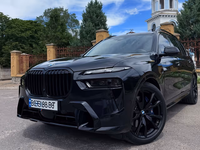 BMW X7 - зображення 1
