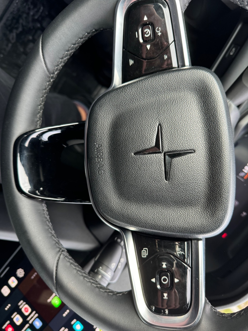 Polestar 2 - фото 14