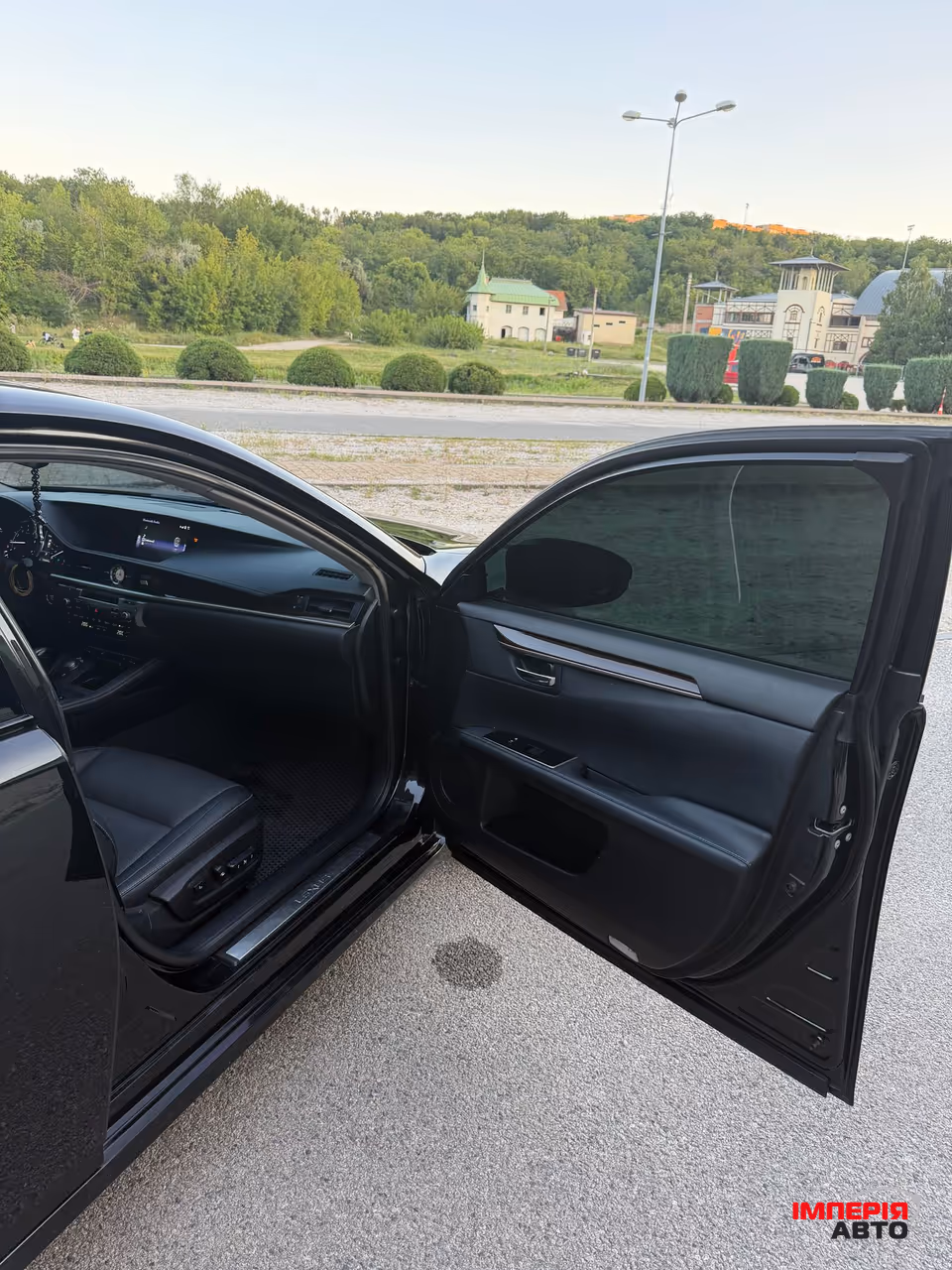 Lexus ES - фото 15