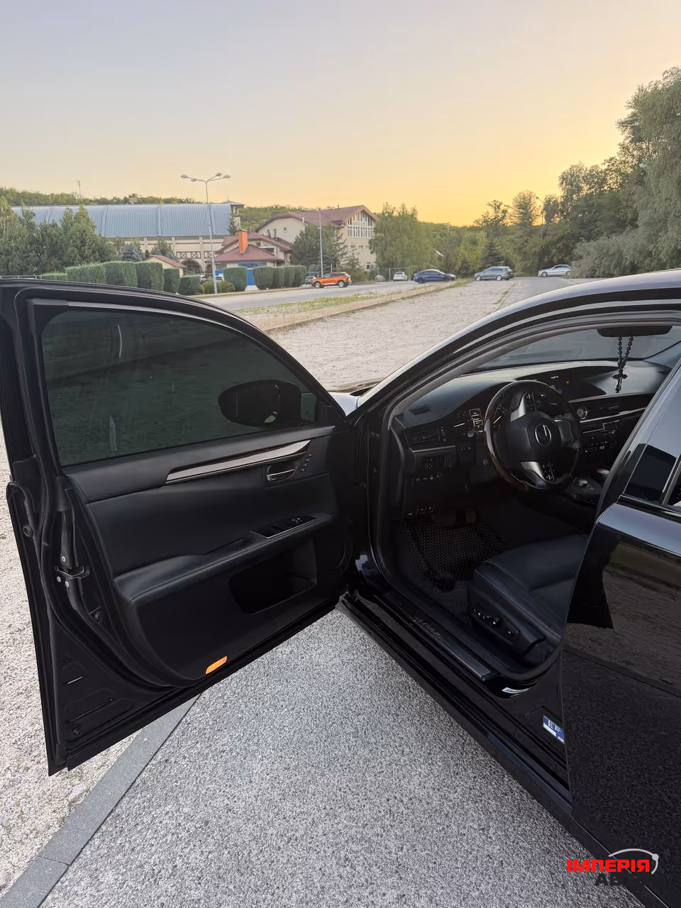 Lexus ES - фото 12