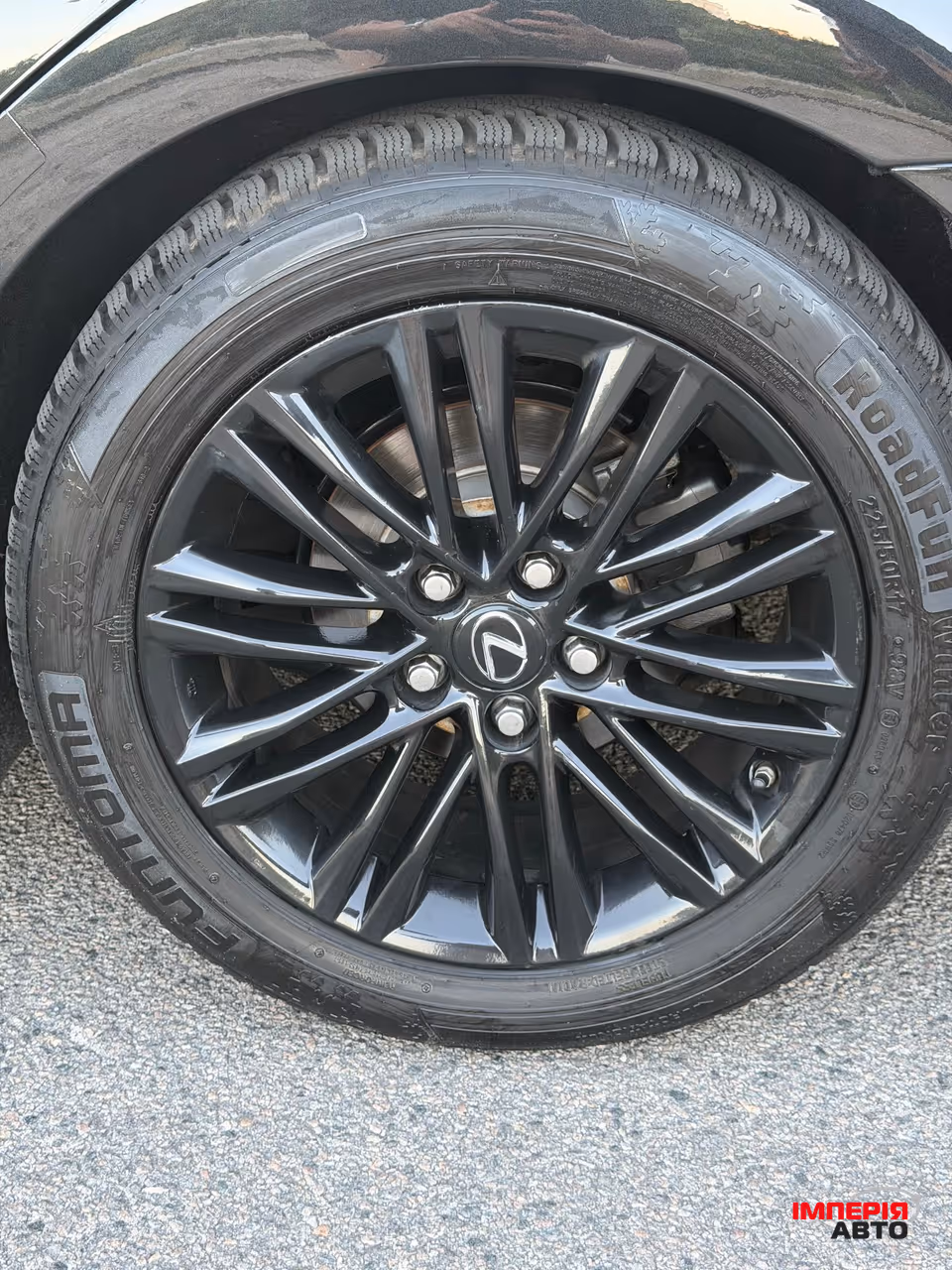 Lexus ES - фото 10
