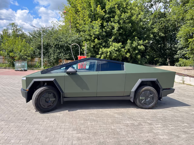 Tesla Cybertruck - зображення 3