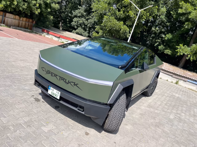 Tesla Cybertruck - зображення 1