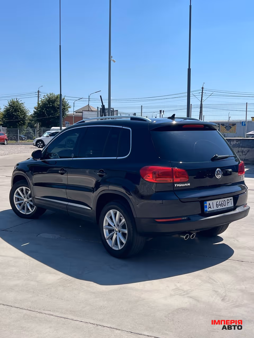 Volkswagen Tiguan - фото 4