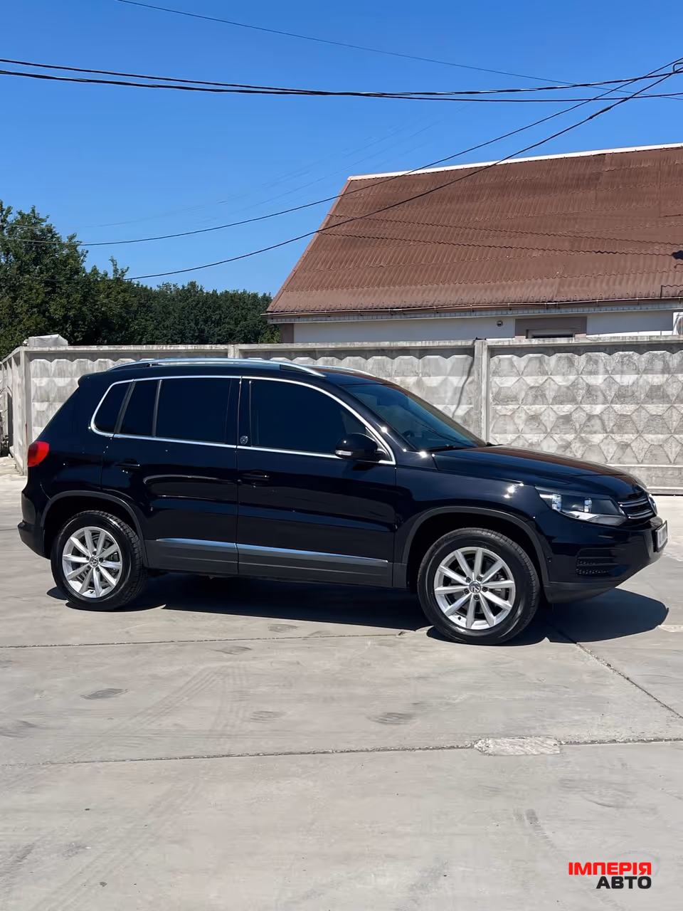 Volkswagen Tiguan - фото 11