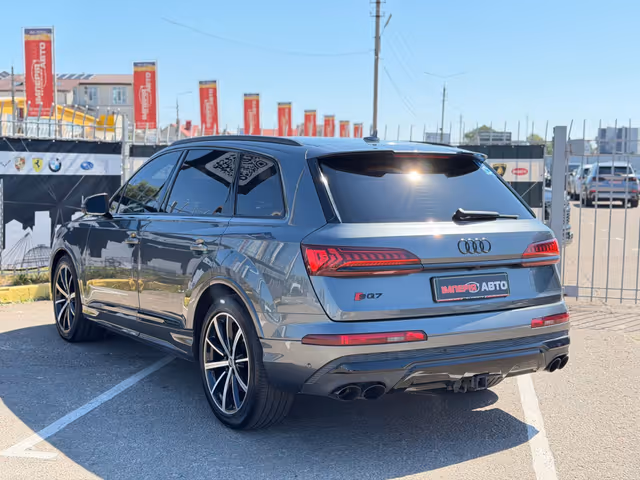 Audi SQ7 - зображення 4