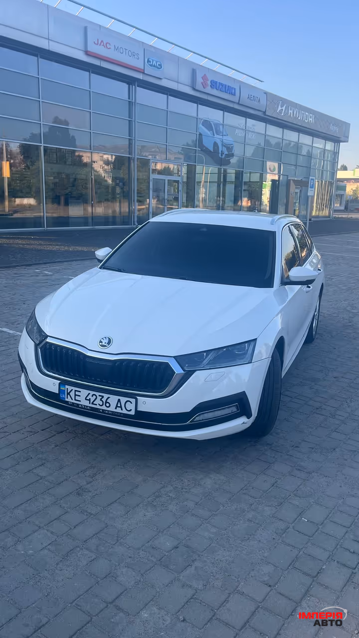 Skoda Octavia - фото 2