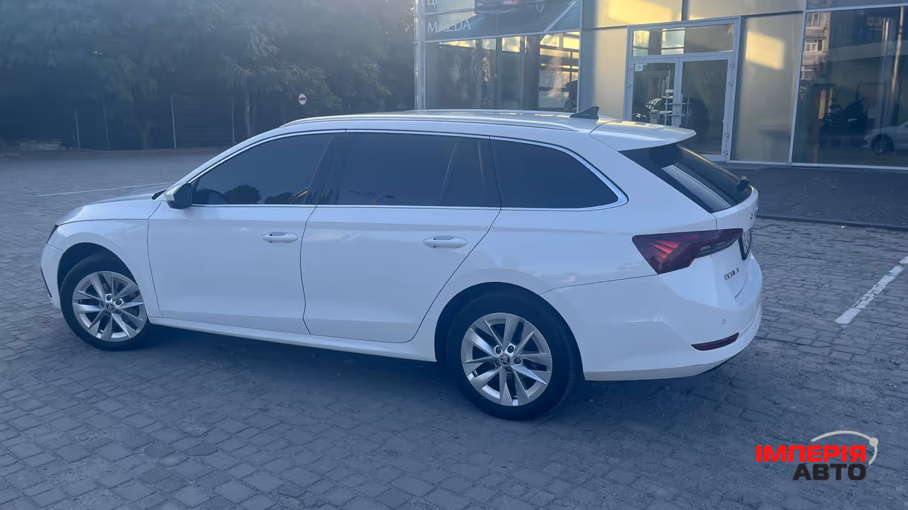 Skoda Octavia - фото 5