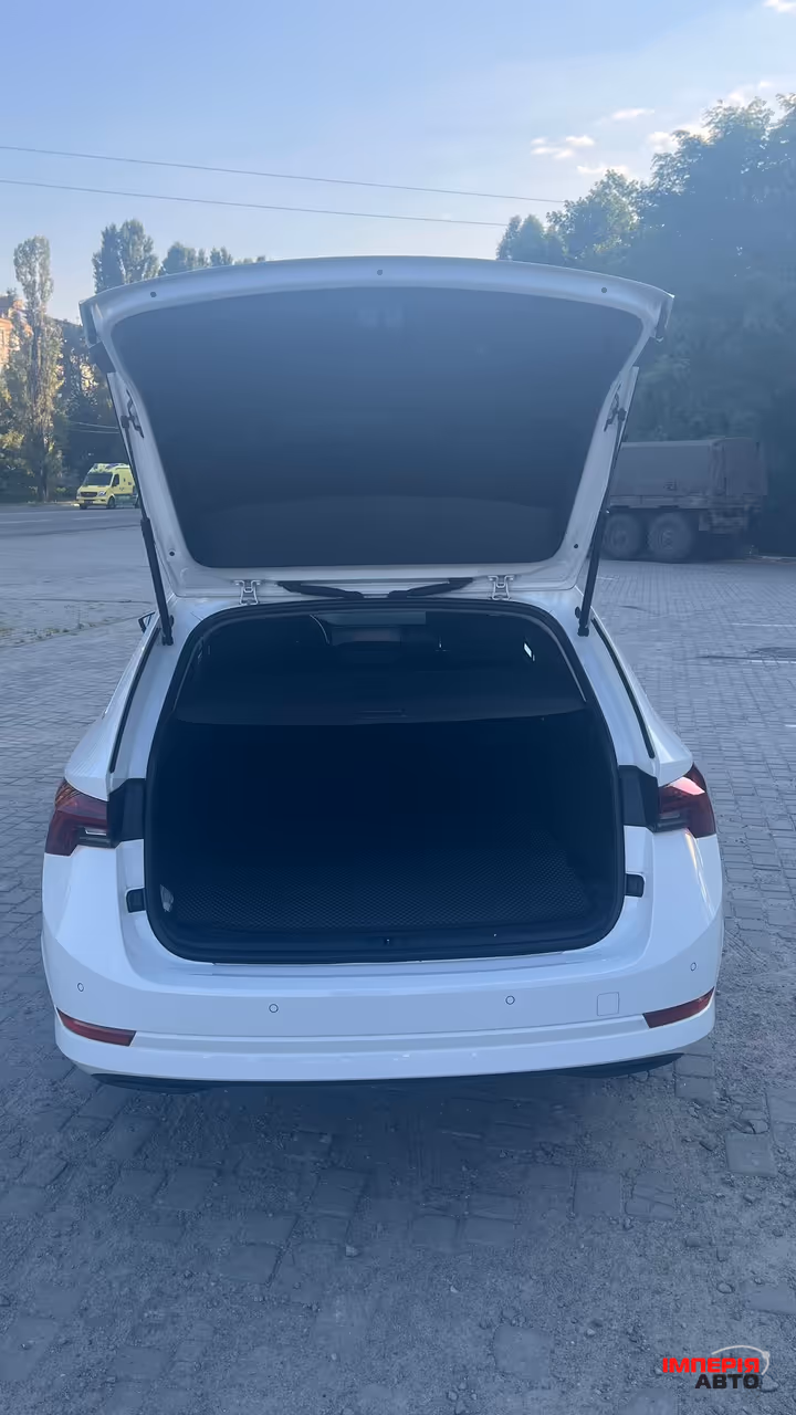 Skoda Octavia - фото 16