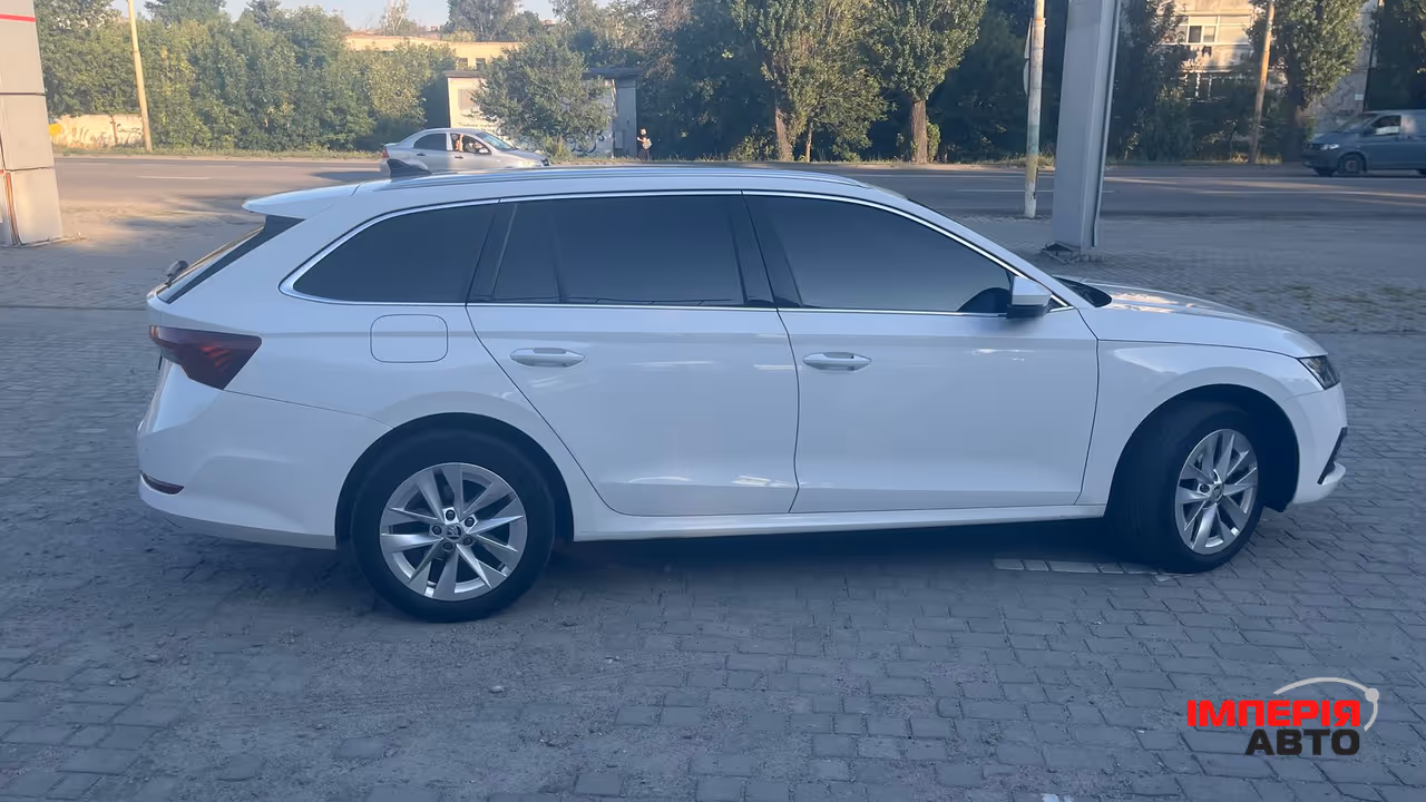 Skoda Octavia - фото 11