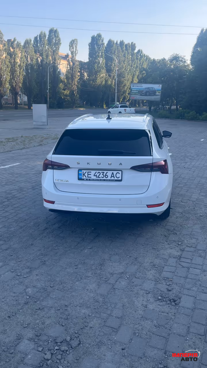 Skoda Octavia - фото 8