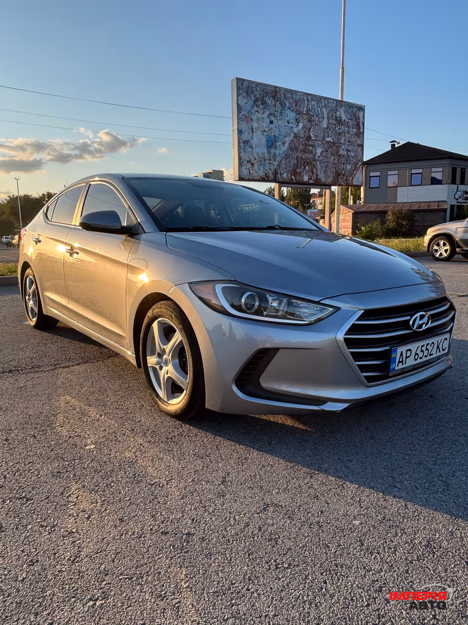 Hyundai Elantra - фото 7