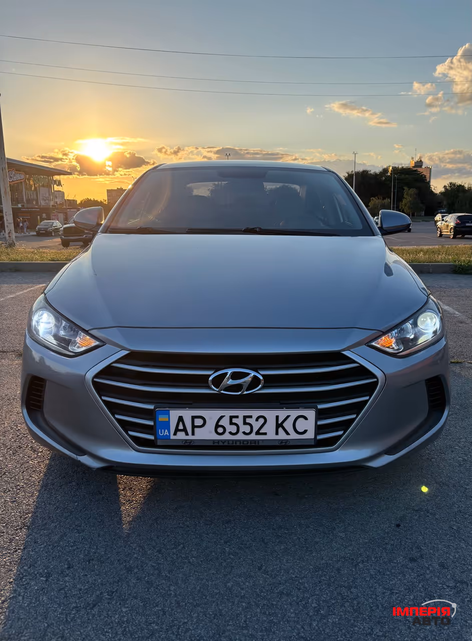 Hyundai Elantra - фото 9