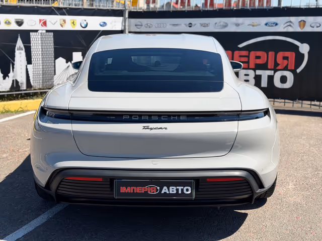 Porsche Taycan - зображення 5