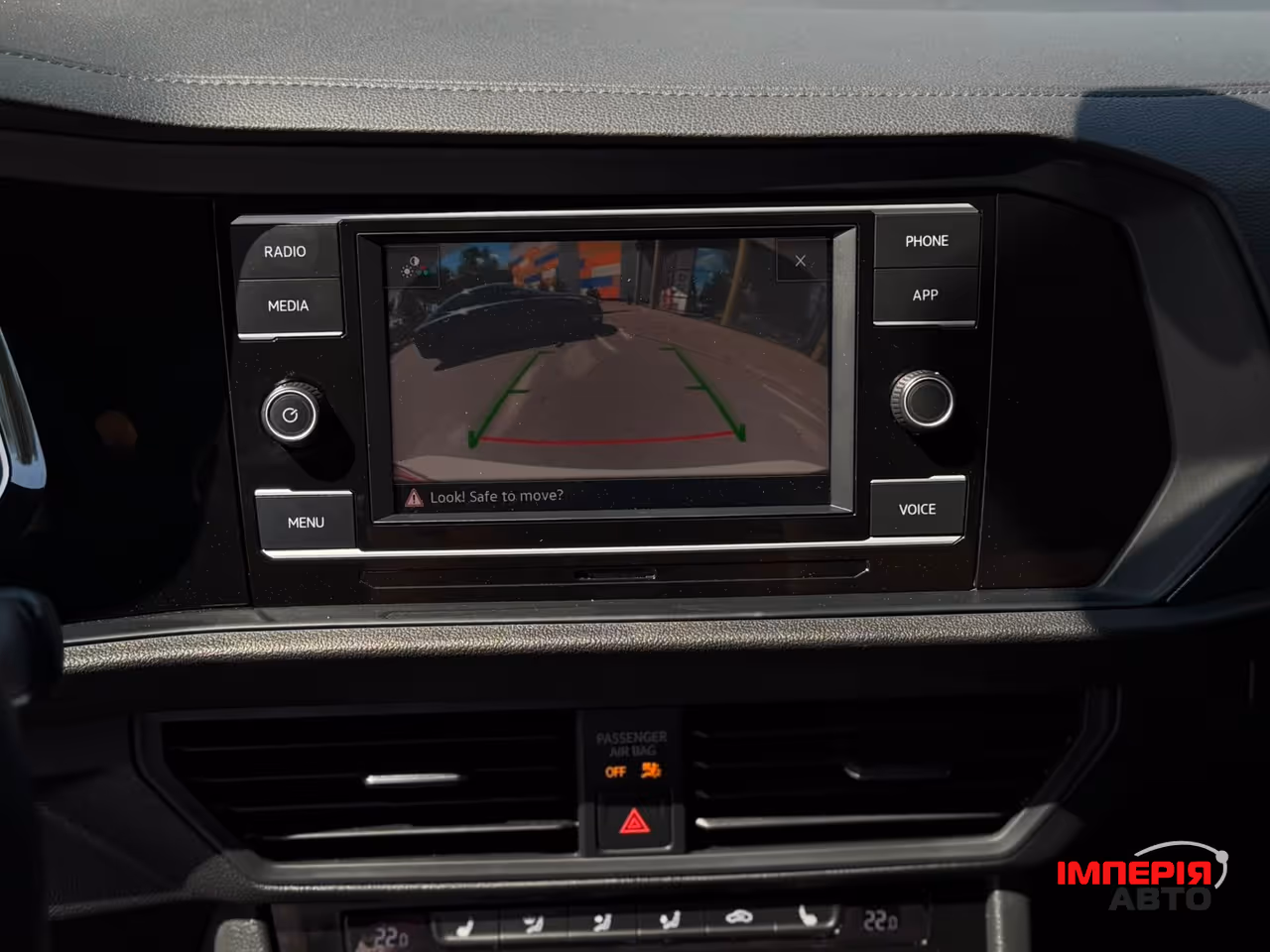 Volkswagen Jetta - фото 16