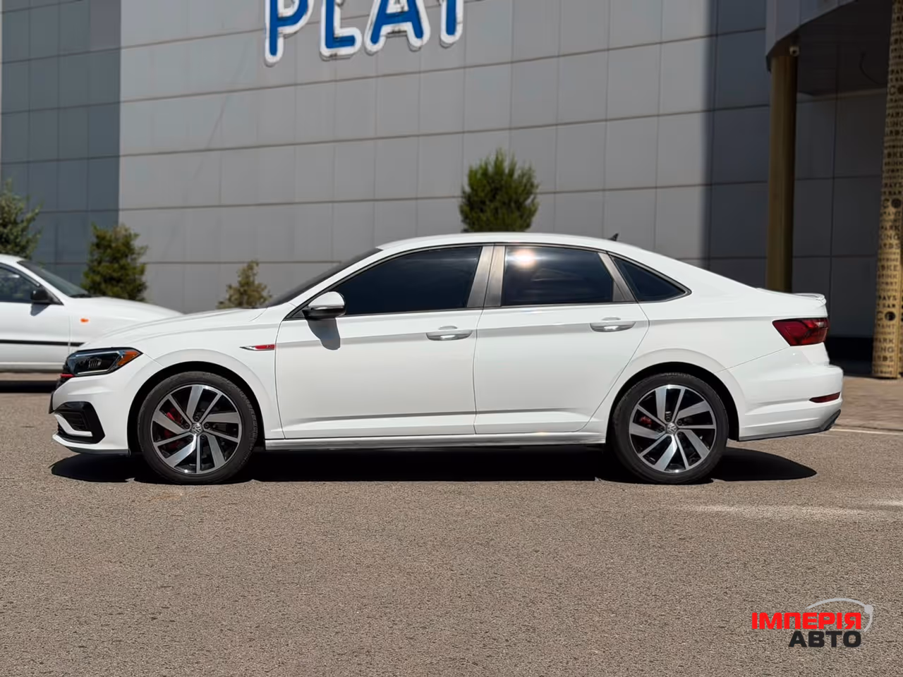Volkswagen Jetta - фото 12