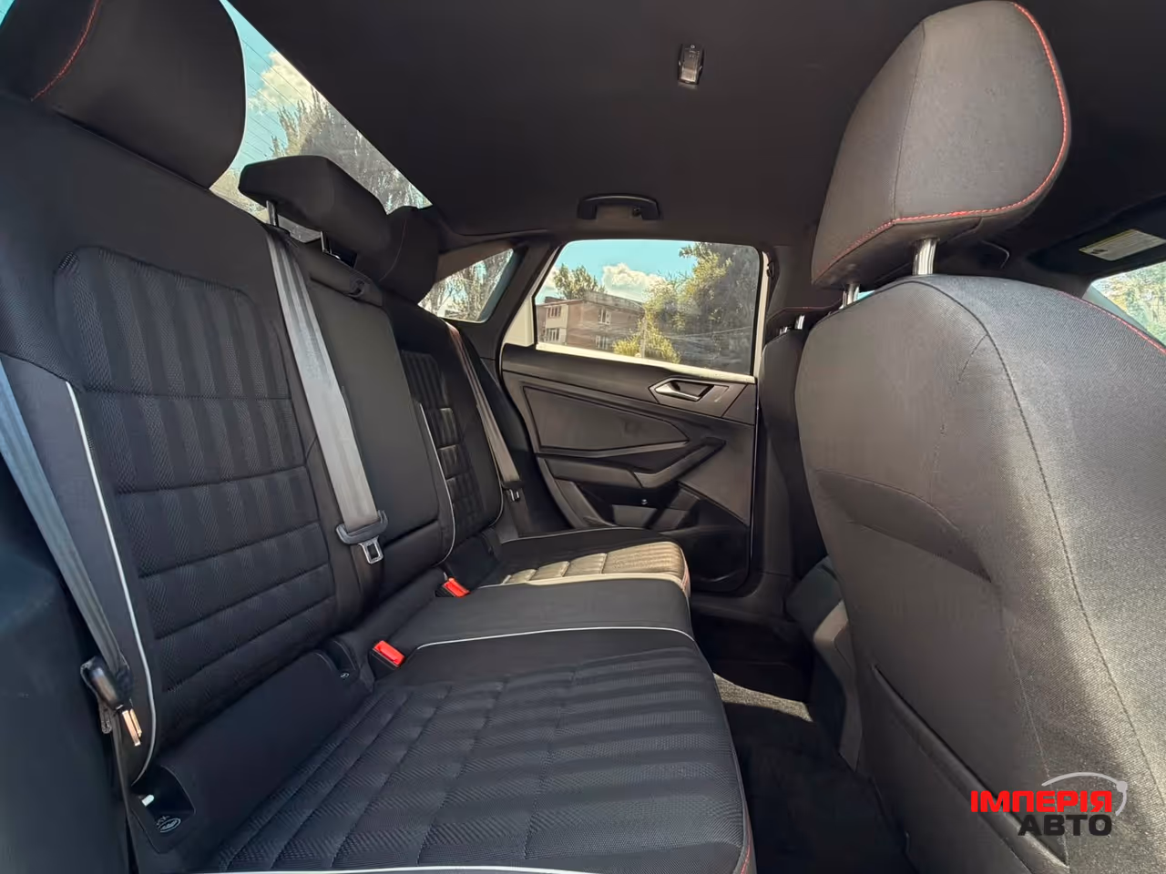 Volkswagen Jetta - фото 23