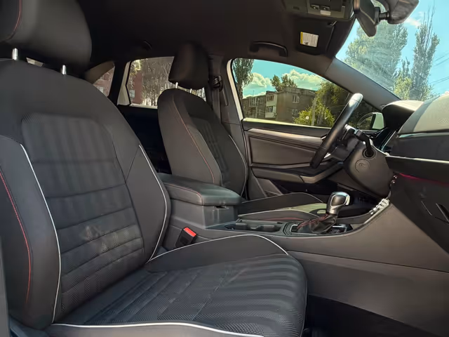 Volkswagen Jetta - зображення 5