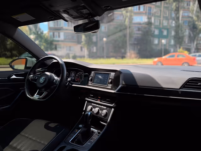 Volkswagen Jetta - зображення 2