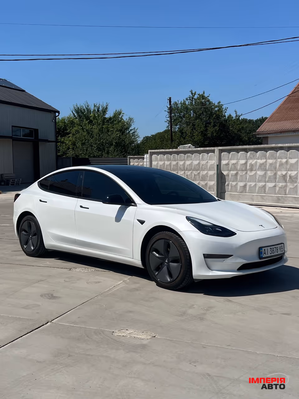 Tesla Model 3 - фото 9