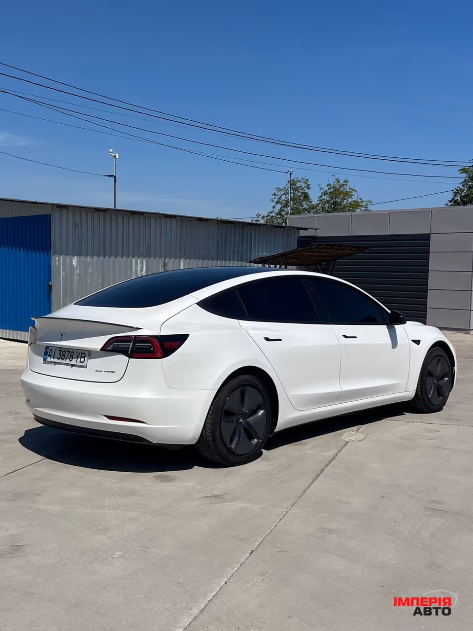 Tesla Model 3 - фото 13
