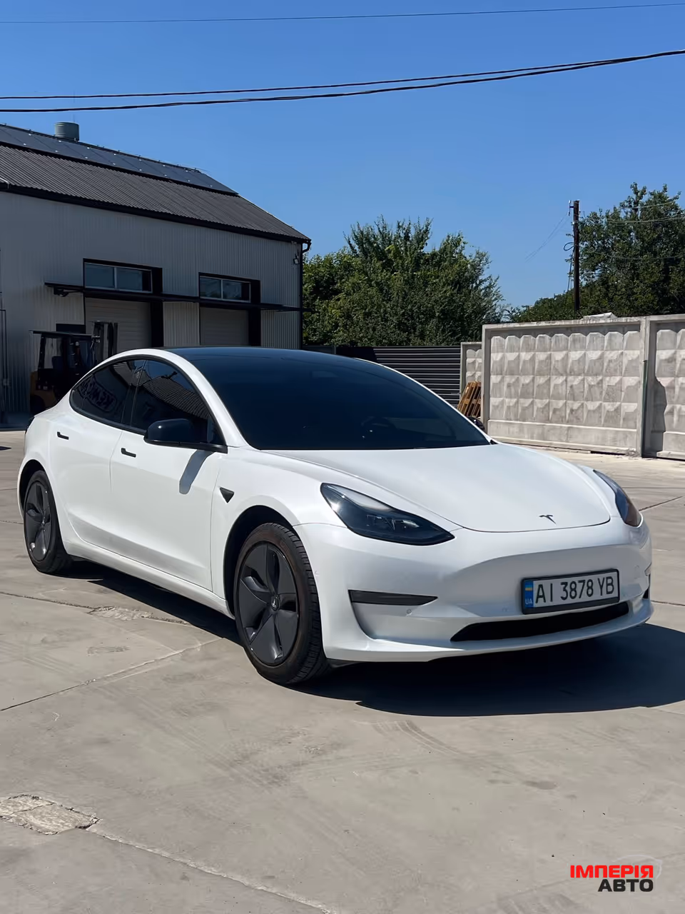Tesla Model 3 - фото 8
