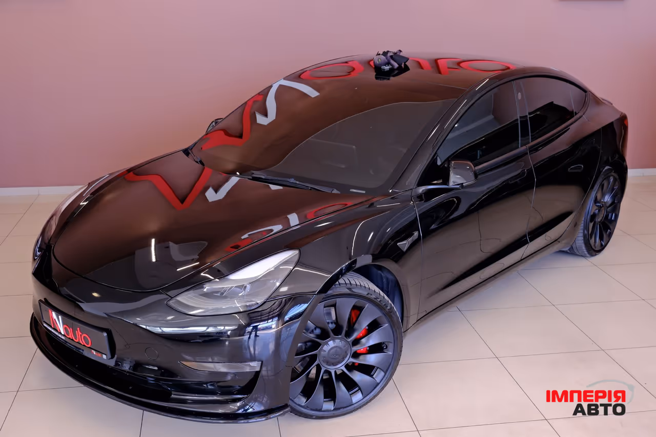 Tesla Model 3 - фото 2