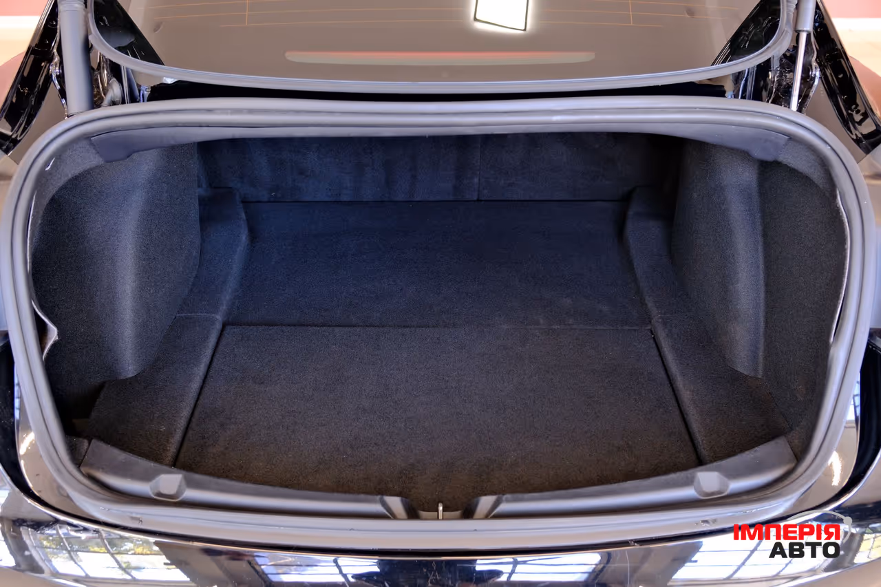 Tesla Model 3 - фото 9