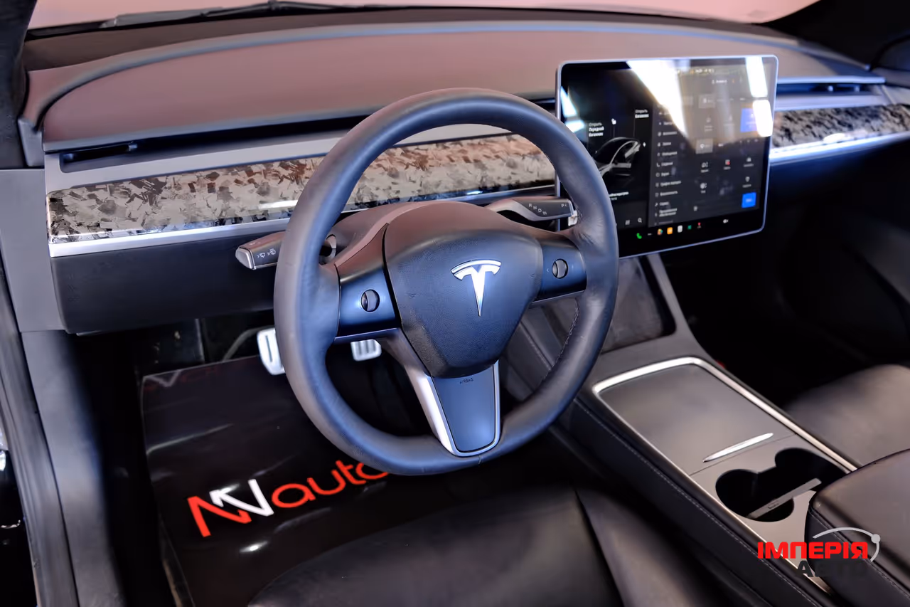Tesla Model 3 - фото 7