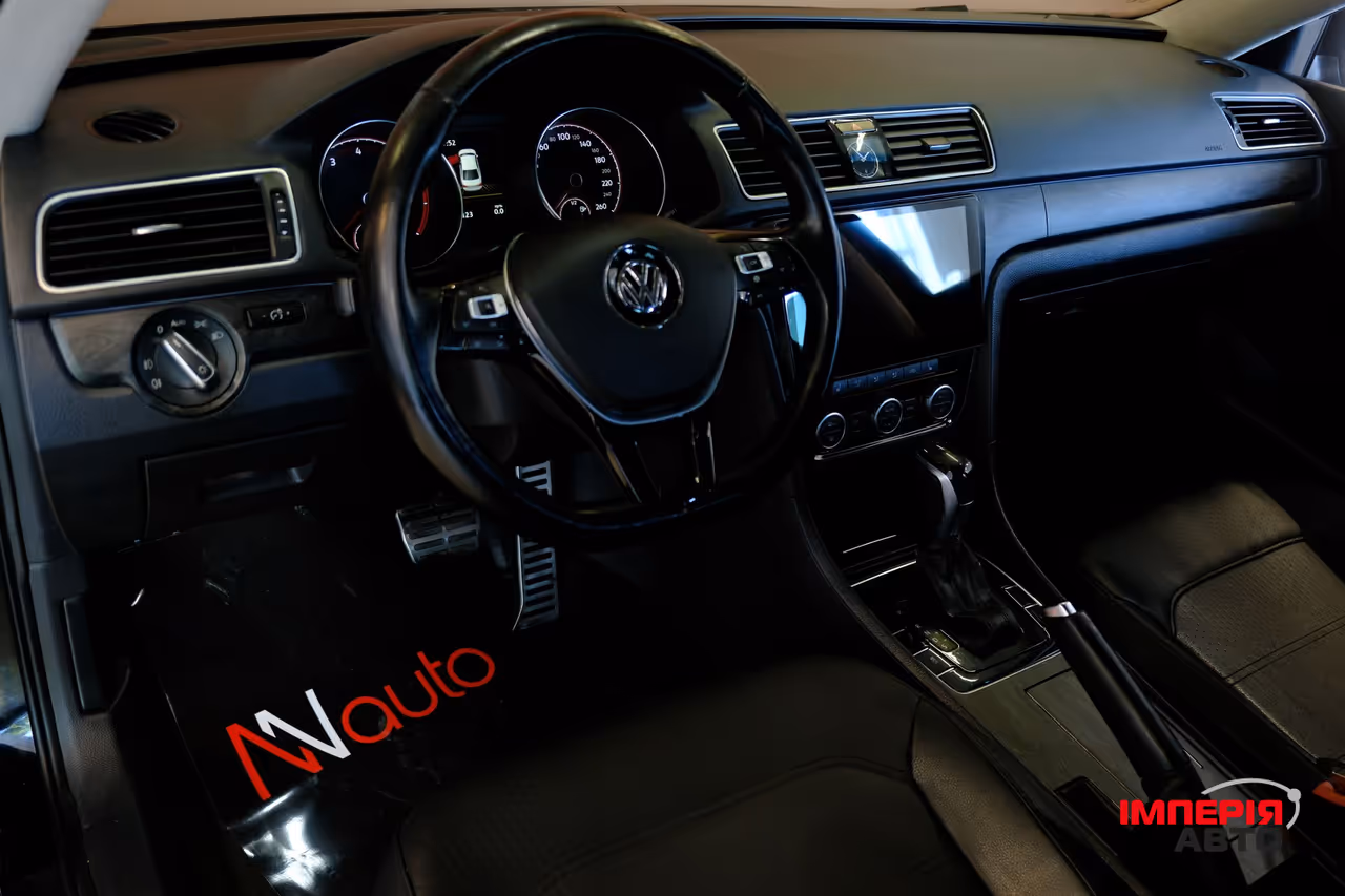 Volkswagen Passat - фото 7
