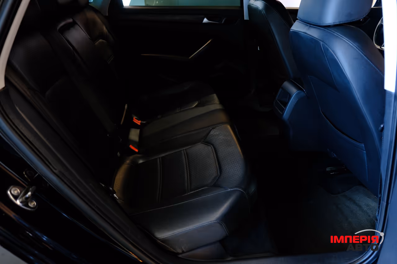 Volkswagen Passat - фото 9