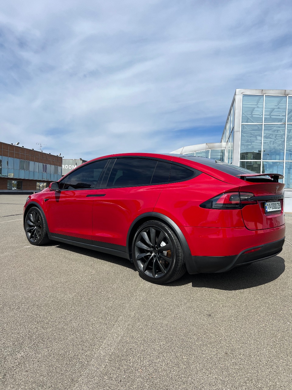 Tesla Model X - фото 2
