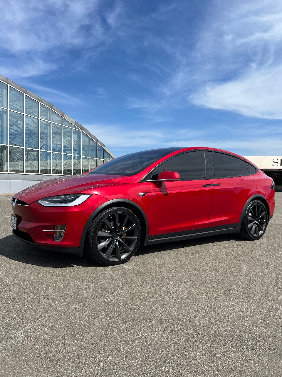 Tesla Model X - фото 5