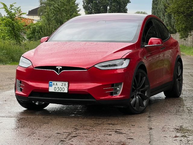 Tesla Model X - зображення 5