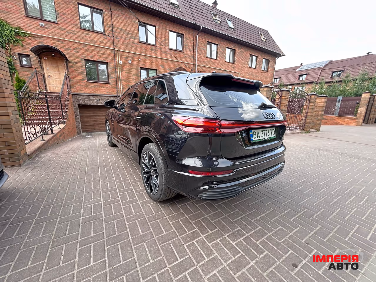 Audi Q5 e-tron - фото 9