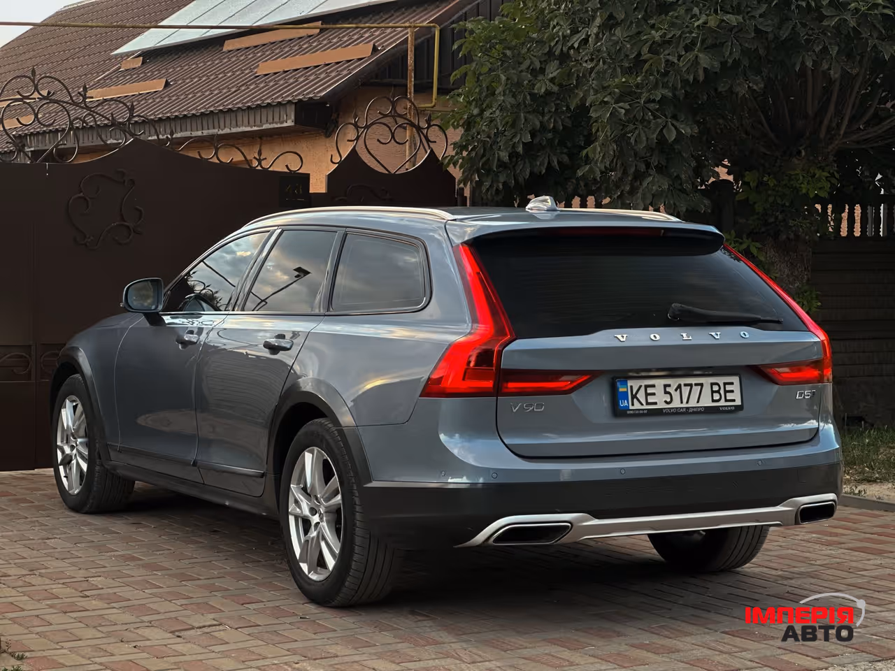 Volvo V90 - фото 6