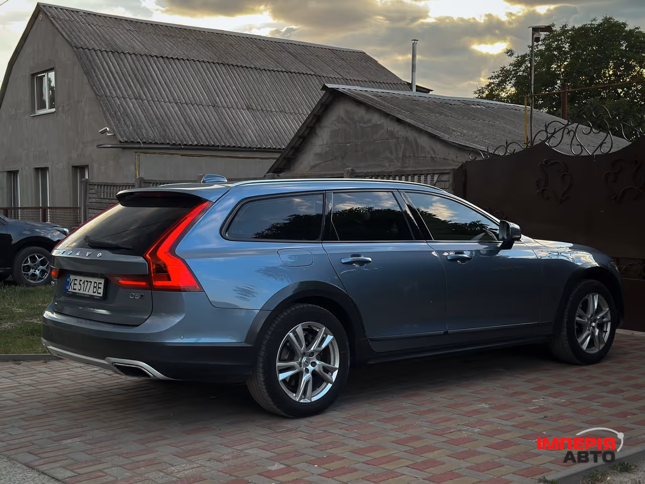 Volvo V90 - фото 10