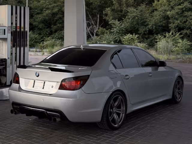 BMW 5 серії - зображення 5