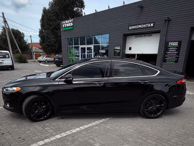 Ford Fusion USA - зображення 2