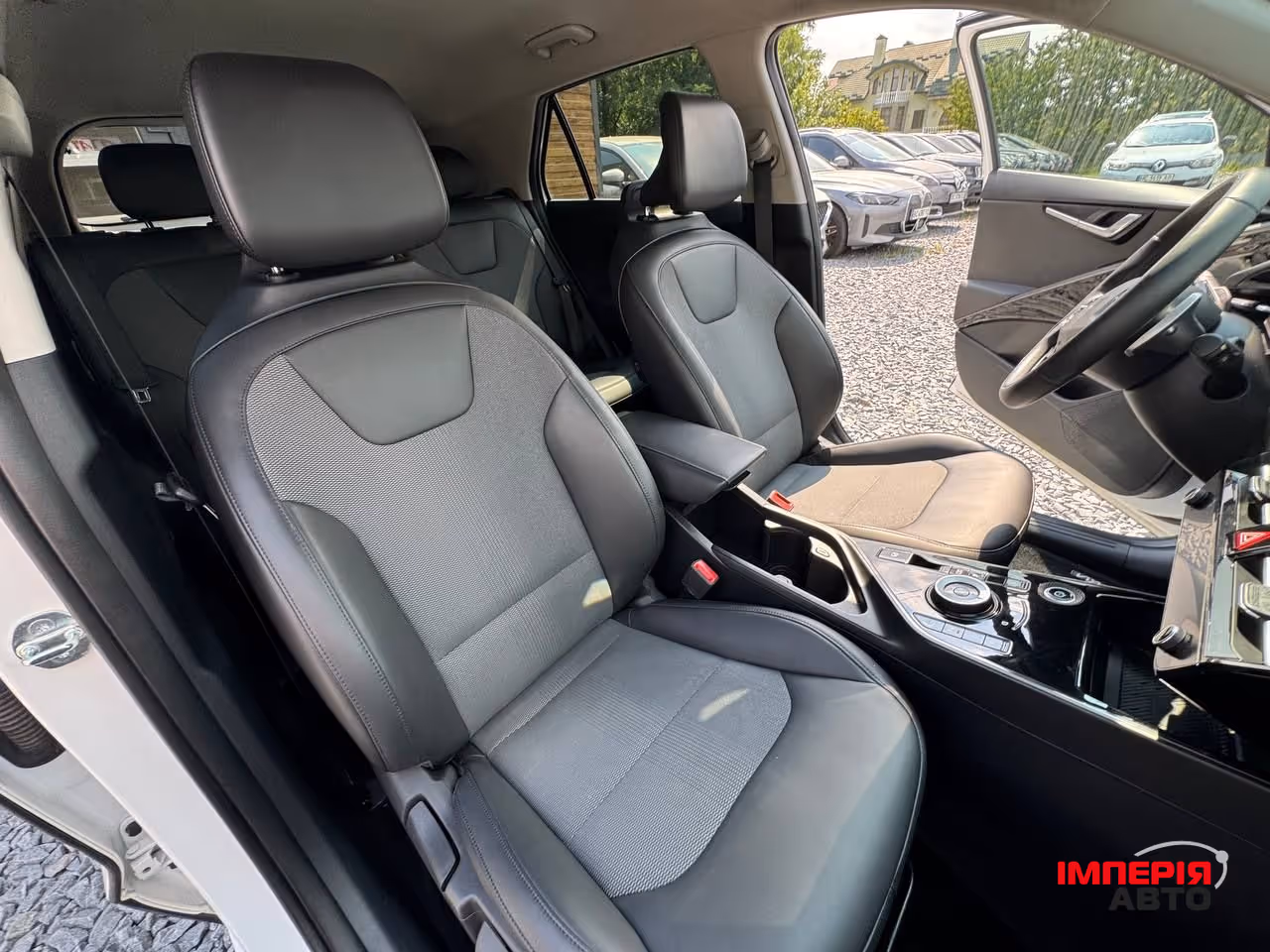 Kia Niro - фото 37